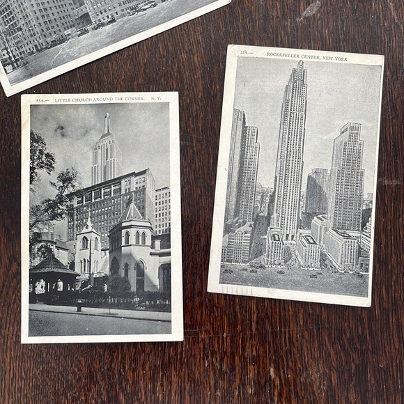 Small lot (3) black/white postcards of New York architecture ,ca 1940's - Picture 3 of 9